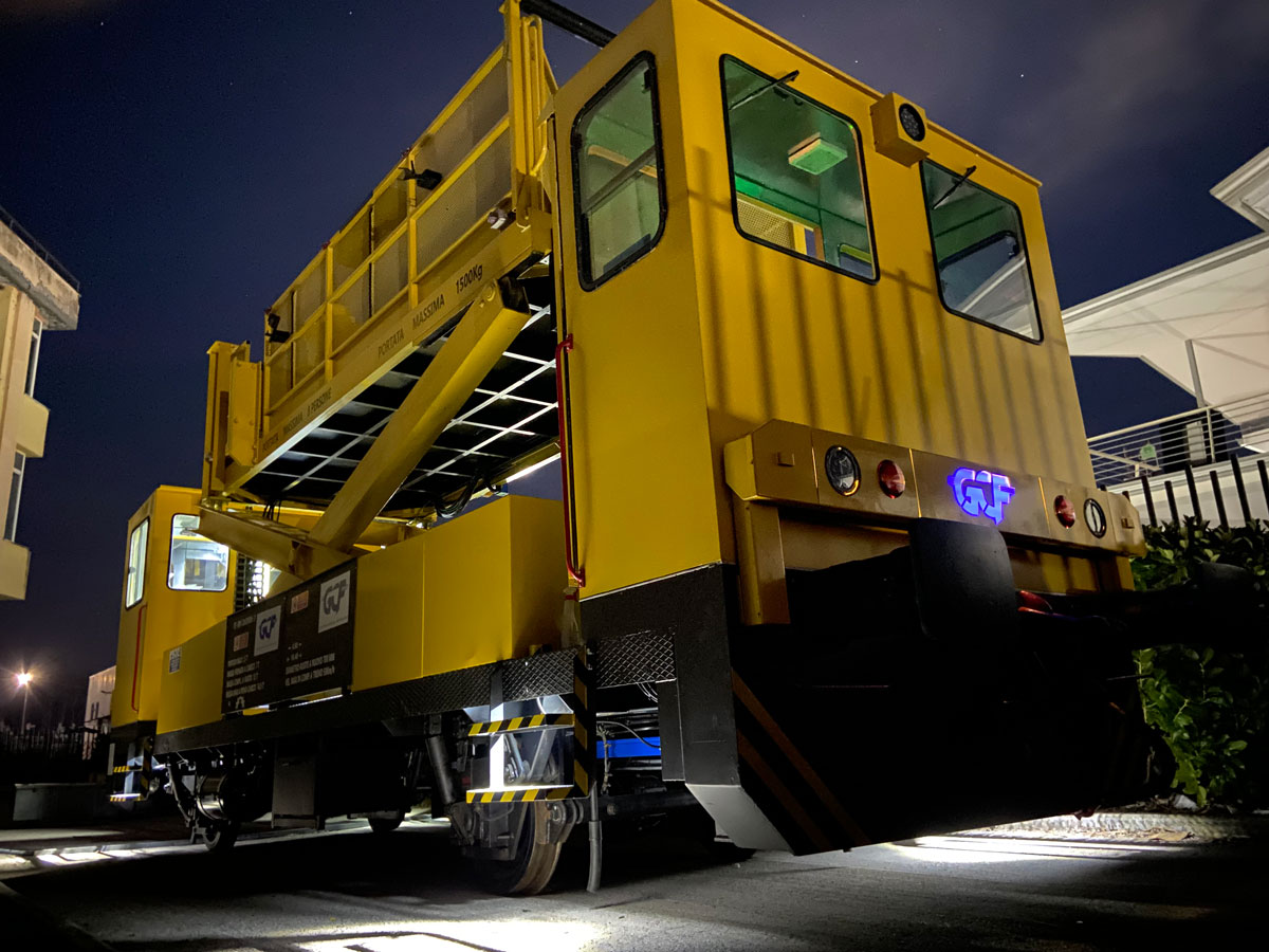 Treno Giallo Carico Techno Rail S.r.l. Limatola